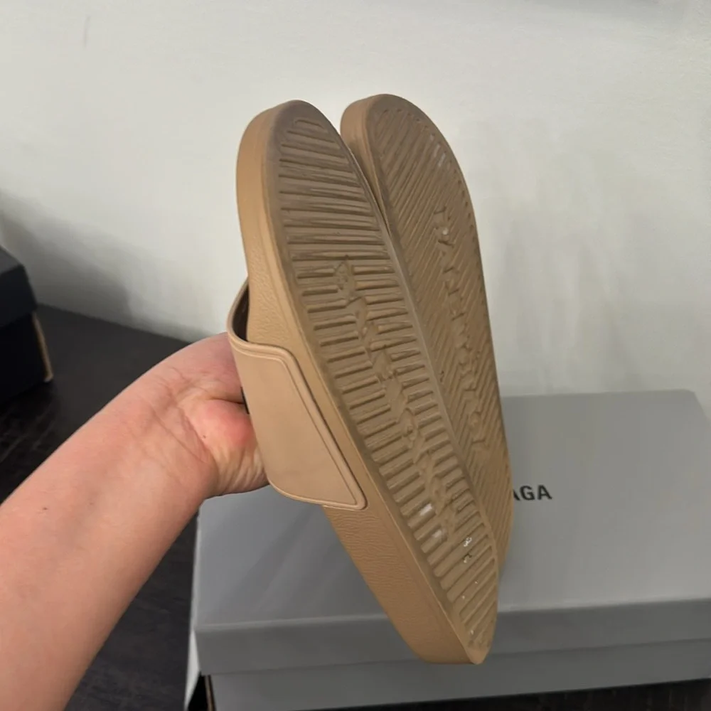 Balenciaga logo Beige Slide Sandals woman sz 7